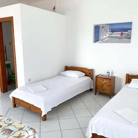 Galinis' Sea Front Studios Nea Kallikrateia Room photo