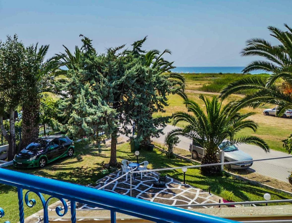 Galinis' Sea Front